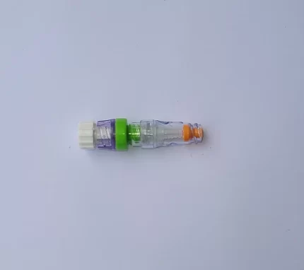 Conector/Válvula bidireccional